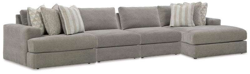Avaliyah Sectional with Chaise