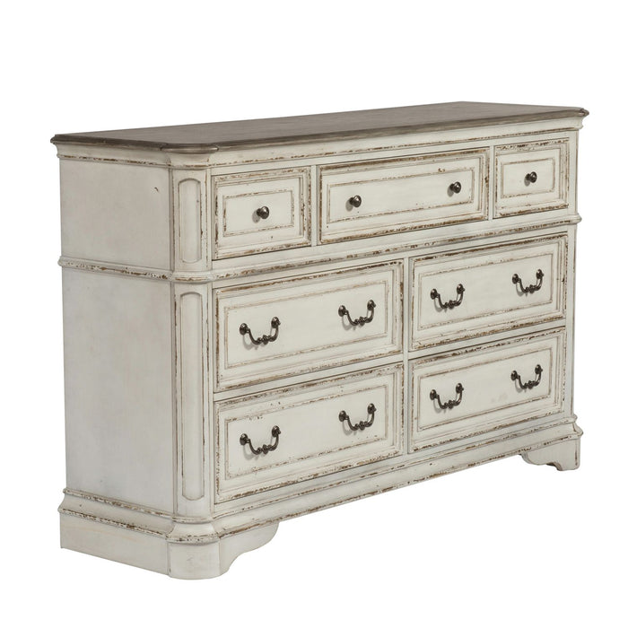 Magnolia Manor 7 Drawer Dresser
