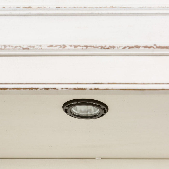 Magnolia Manor Entertainment Center with Piers