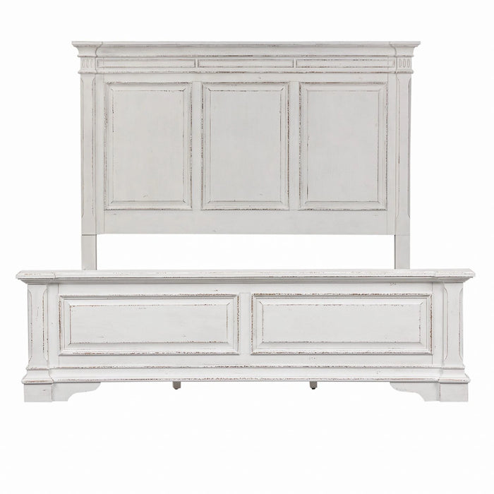 Abbey Park King California Panel Bed, Dresser & Mirror image