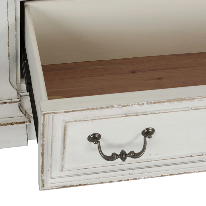 Abbey Park King California Sleigh Bed, Dresser & Mirror image