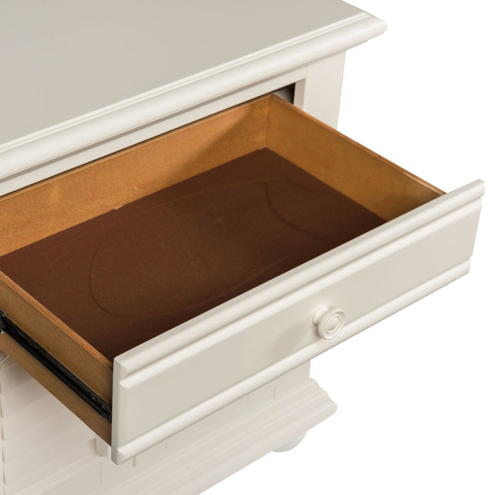 Summer House I Queen Panel Bed, Dresser & Mirror