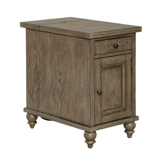 Americana Farmhouse Chair Side Table in Dusty Taupe