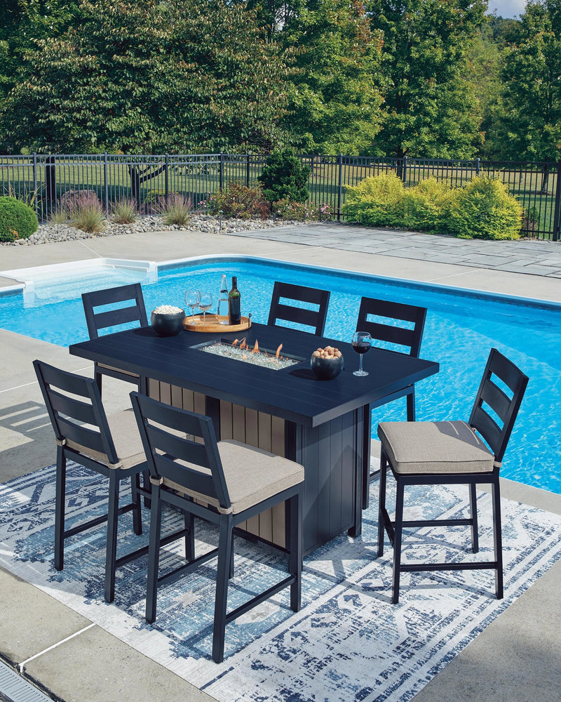 East Beach Outdoor Dining Set