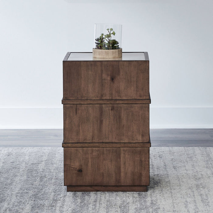 Shaker Lakes Chairside Table image