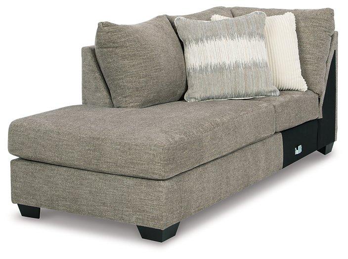 Creswell 2-Piece Sectional with Chaise