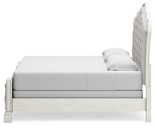 Arlendyne Upholstered Bed