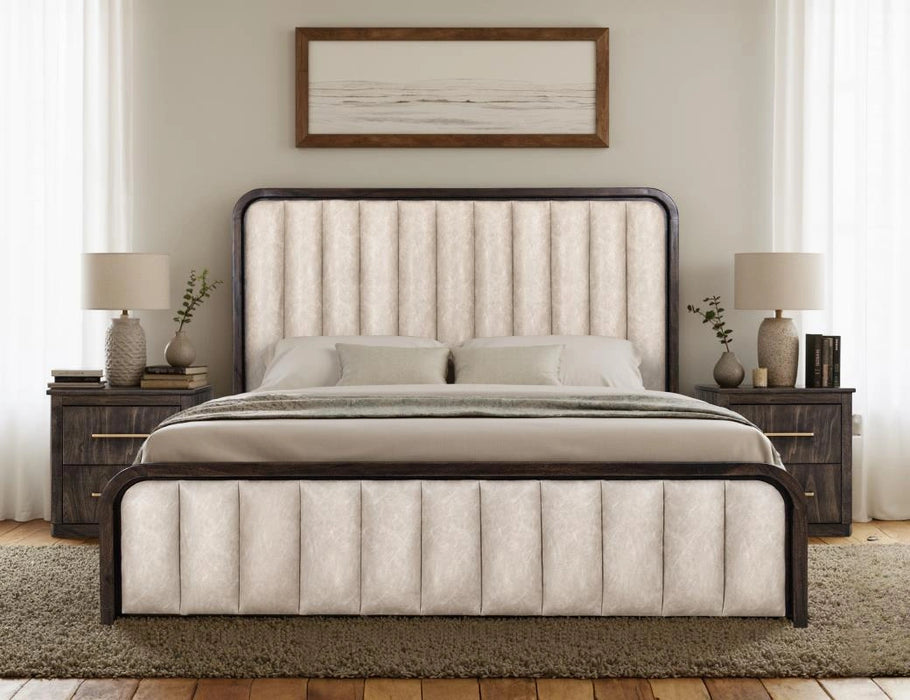 Upholstered Mezquite II, Queen Bed