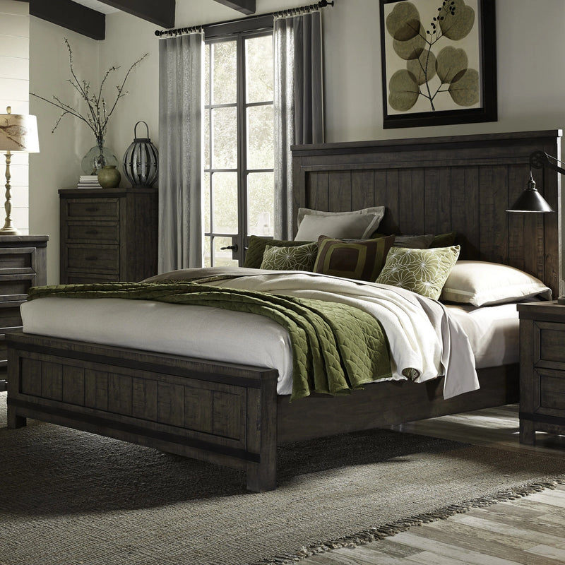 Thornwood Hills Queen Panel Bed image