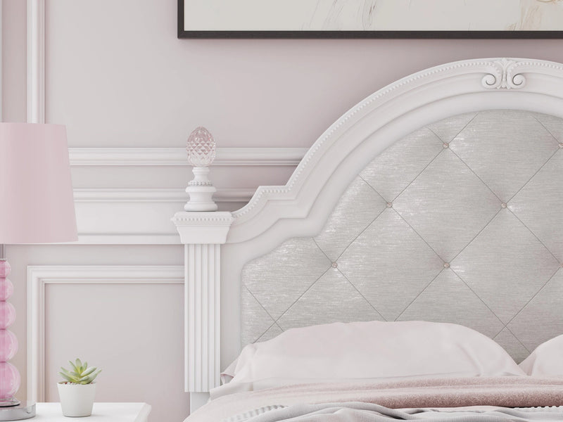 Kozlani Upholstered Bed