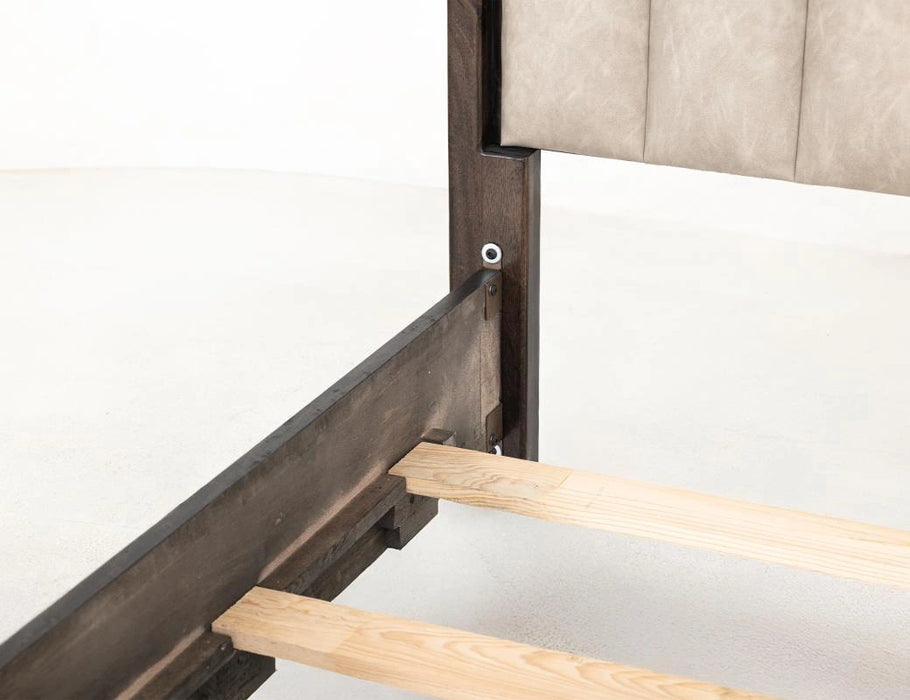 Upholstered Mezquite II, Queen Bed