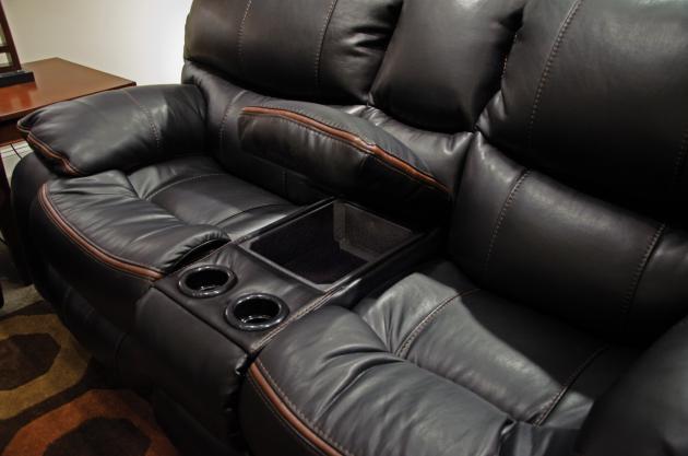 Catnapper Camden Reclining Gliding Console Loveseat in Black 4089-6/1152-8/1252-8 image